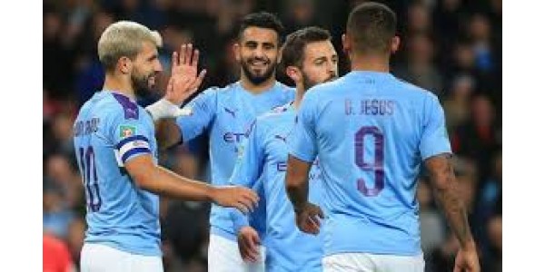 Geral do Manchester City regressa de lesão